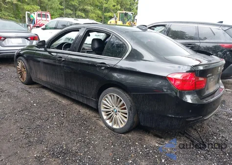 2013 BMW 328I xDrive z USA, uszkodzony, nr VIN WBA3B5C50DF593614